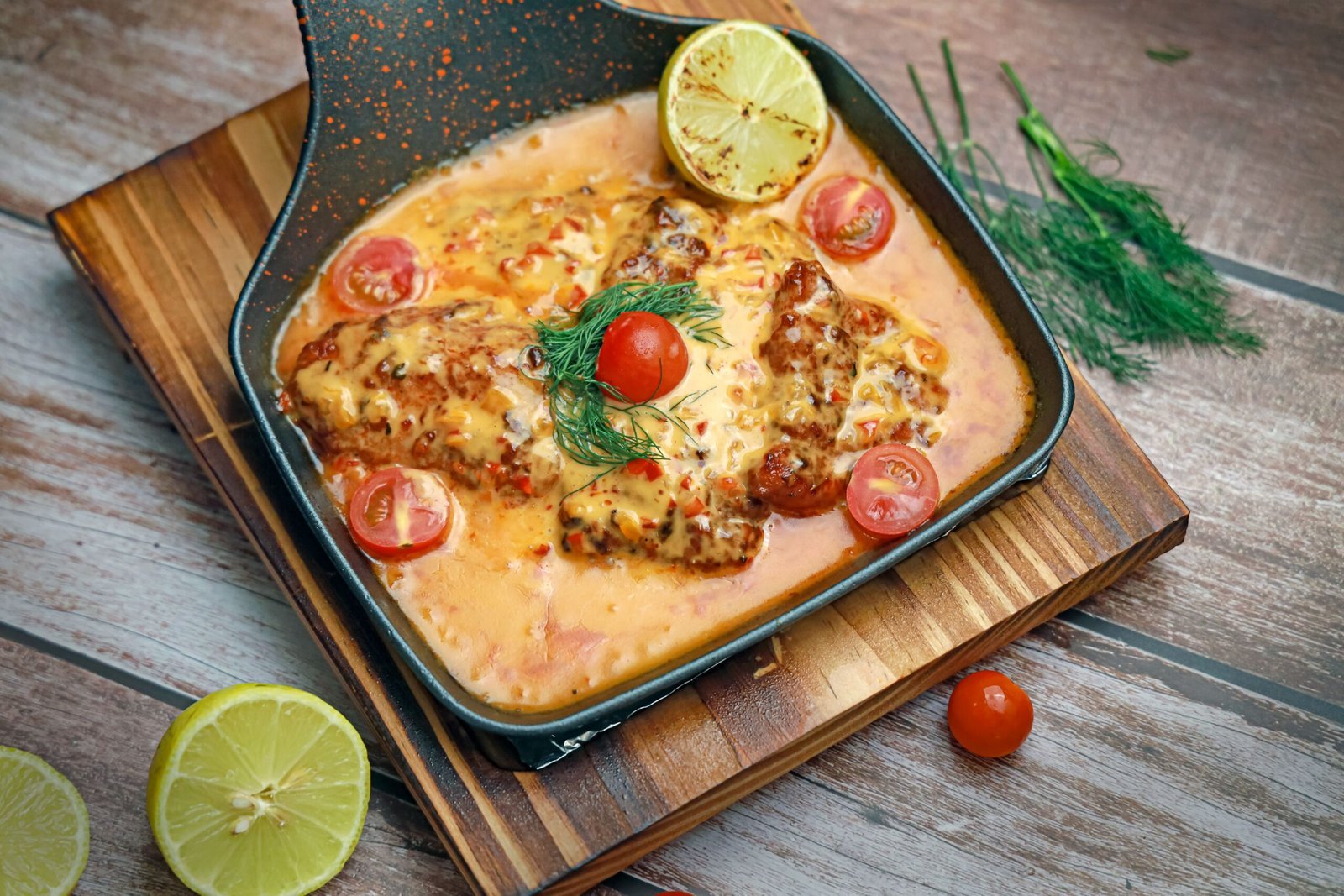 Creamy Garlic Chicken Skillet